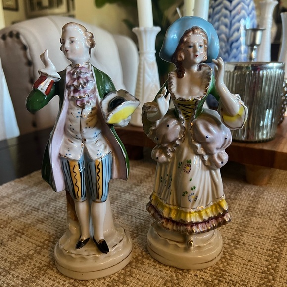 Vintage Porcelain Man & Woman Figurines - Picture 2 of 7